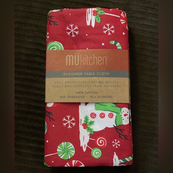 Holiday Tablecloth - Spill Resistant โ MUKitchen - Picture 3 of 13